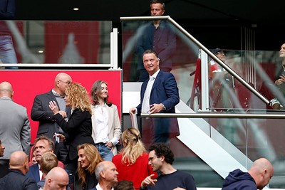 Van Gaal biedt een sprankje hoop in bange Ajaxdagen. © De Brouwer