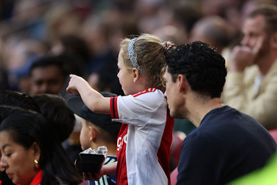 En zij doet het na! © De Brouwer