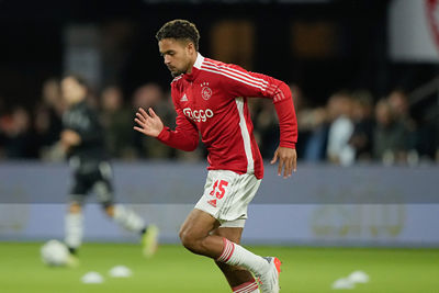 Rensch begint in de basis, want Mazraoui heeft griep. © Pro Shots