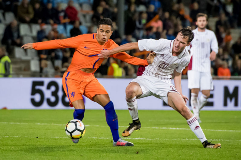 UsershyraDesktopajax_dataimages8a1b5432772a902e5e81fbd24748506e_normal