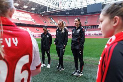 Er is volop ruimte om de dames vragen te stellen. © Pro Shots