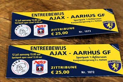 Hup, fysieke wedstrijdkaartjes! © SV Ajax