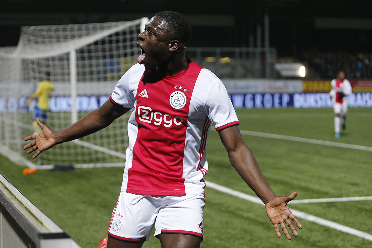 Copyright-ProShots-5787887