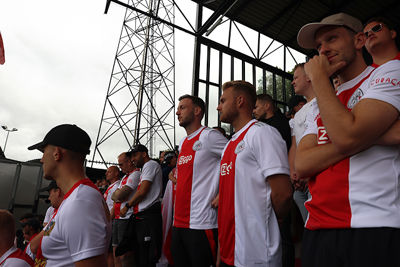 En ook de dresscode is goed aangekomen bij de mensen. © De Brouwer