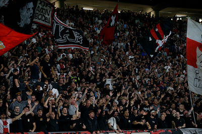 Wat fijn om Ajax weer vermakelijk te zien spelen. © De Brouwer