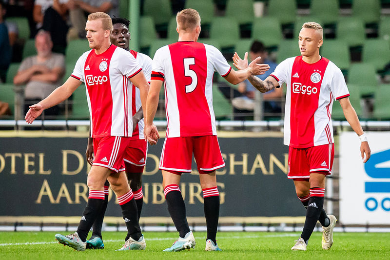 Copyright-ProShots-4169144