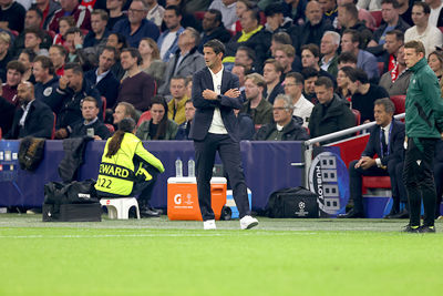 Chivu blijft in Amsterdam een held. © De Brouwer