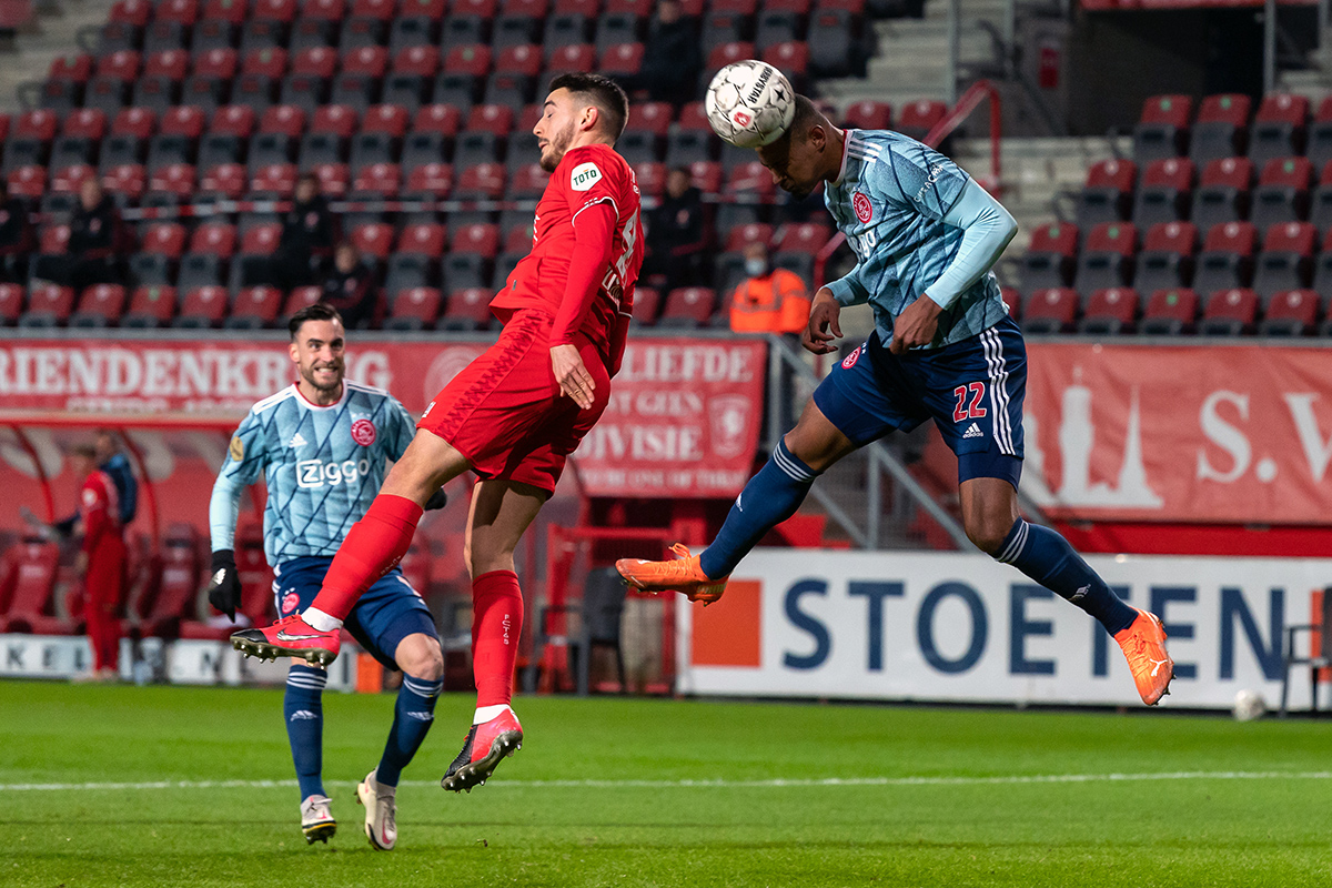 Ein-de-lijk! Ajax heeft met Haller een scorende spits uit Ivoorkust