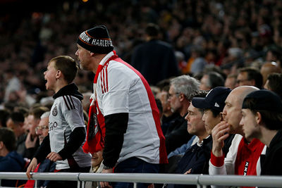 Ajax ploetert direct vanaf het begin. Dat zien zij ook. © De Brouwer