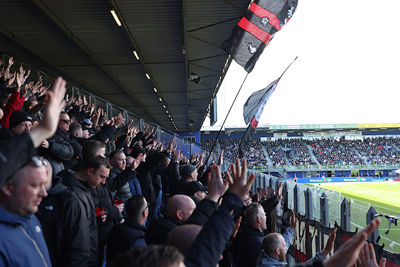 Goed, tijd om te voetballen. Of nou ja... © De Brouwer