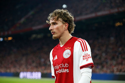 Dan moet hij eraf. De teleurstelling is ook bij hem zichtbaar. © De Brouwer