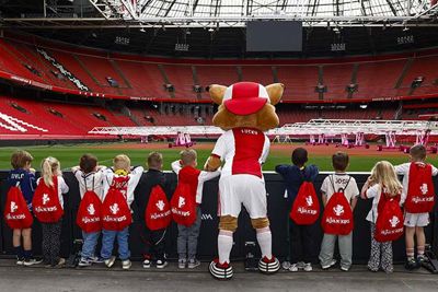 Nog even een rondje langs het veld met Lucky. © Pro Shots