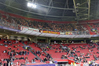 Zestienhonderd man sterk in het uitvak. © De Brouwer