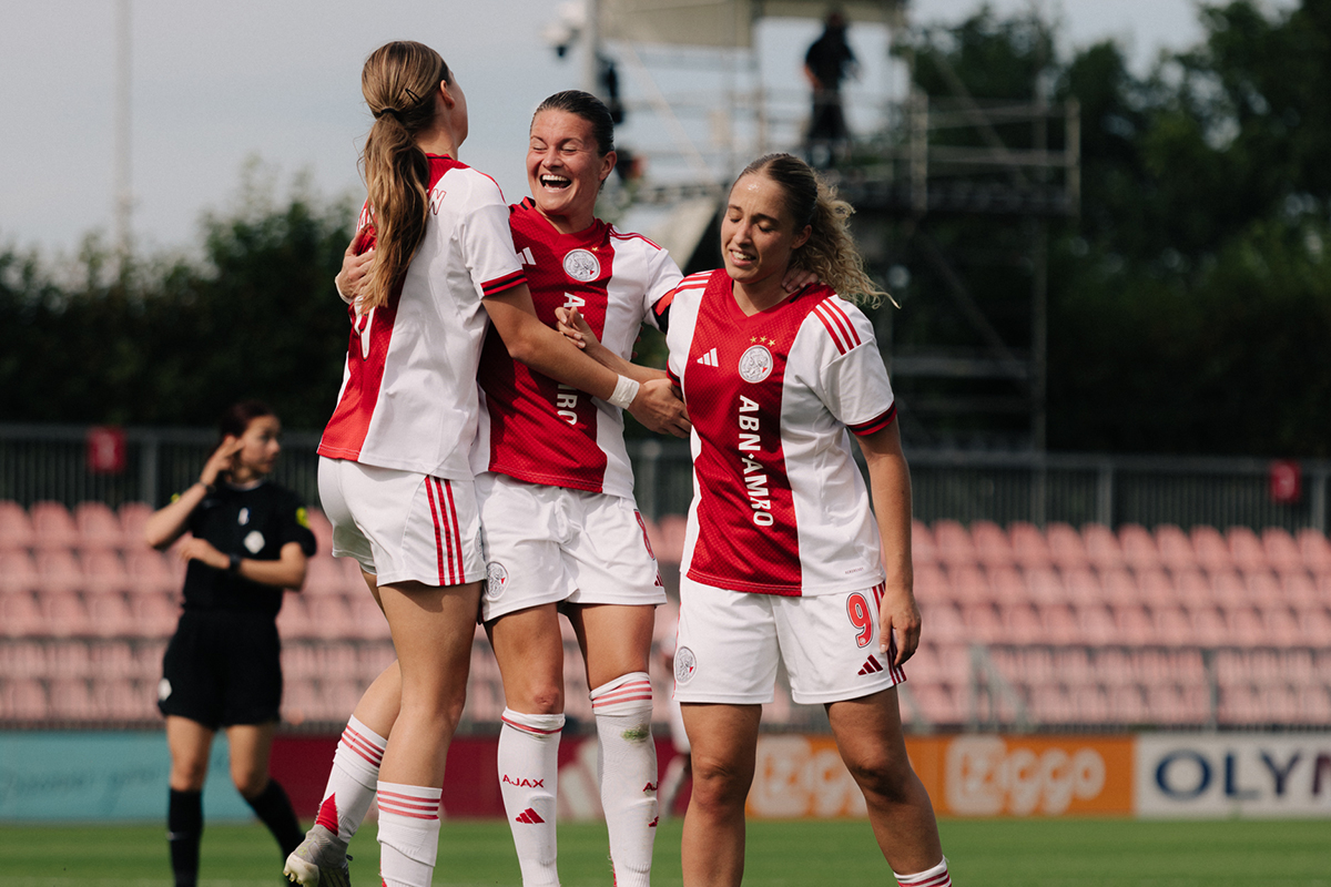 Ballenjongensajavhee800