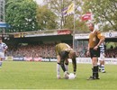 Dick Jol
Van der Sar scoort 
Van der Sar maakte zijn enige doelpunt in zijn profcarrière op 3 mei 1998 tijdens de uitwedstrijd tegen De Graafschap. In de 85ste minuut mocht Van der Sar bij een 0-7 stand op het scorebord vanaf 11 meter aanleggen tegenover de Graafschap-doelman Ron Olyslager. Ajax won uiteindelijk met 1-8. (bron: Wikipedia)