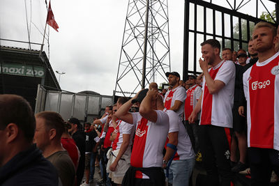 Zorgen in het uitvak. © De Brouwer