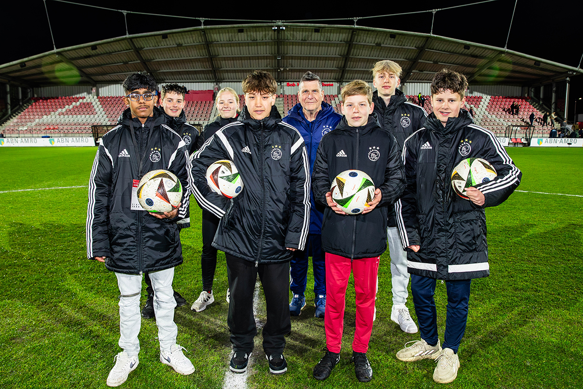 Word ballenjongen of -meisje bij Jong Ajax - MVV!