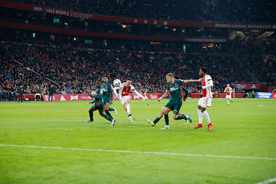 Berghuis zorgt met een prachtgoal voor een fijn toetje. © De Brouwer