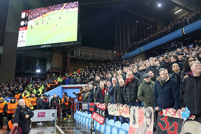 Ajax begon redelijk, maar de 1-0 is dan toch daar. © De Brouwer