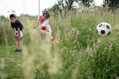 Of gewoon dwars doorrrrr de struiken. © Pro Shots