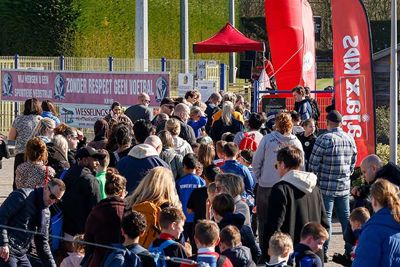 Heerlijk weer voor een leuke Ajax Kids Tour. © Pro Shots