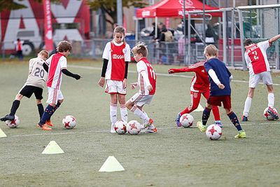 Wit-rood-wit is een populaire kleur. © De Brouwer
