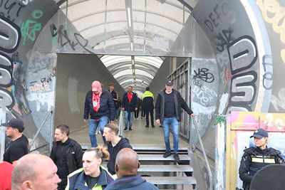 Drie punten in de tas en terug naar Mokum. © De Brouwer