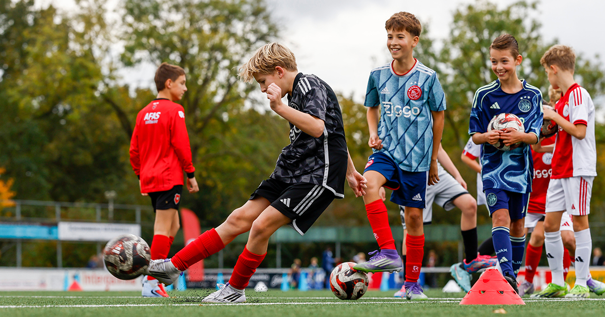 Evenement: De Ajax Kids Tour komt naar Legmeervogels in Uithoorn!