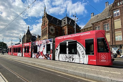 Onze tram komt overal, dus ook op Amsterdam Centraal. © SV Ajax