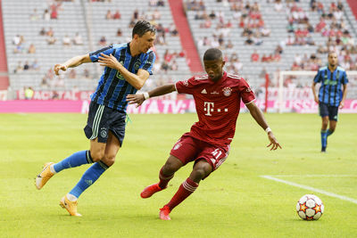 Berghuis in het shirt van Ajax, dat is toch even wennen… © Pro Shots