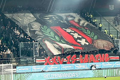 Wederom een geweldig doek. De zoveelste. Gaaf! © De Brouwer