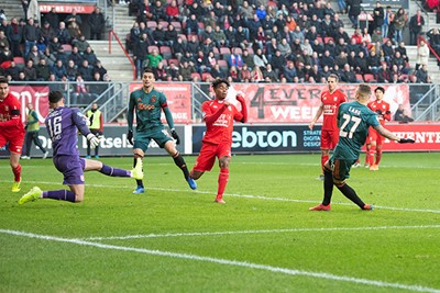 ENSCHEDE, 01-12-2019 , Grols Veste , Dutch Eredivisie Football season 2019 / 2020 .  Ajax player Noa Lang scores the 2-2 during the match FC Twente - Ajax