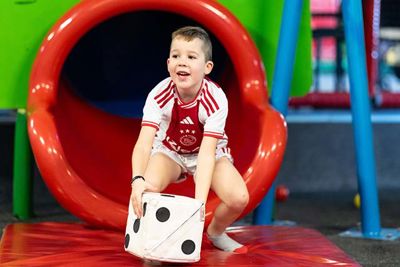 In de glijbaan kom je soms een dobbelsteen tegen, zo blijkt. © Pro Shots