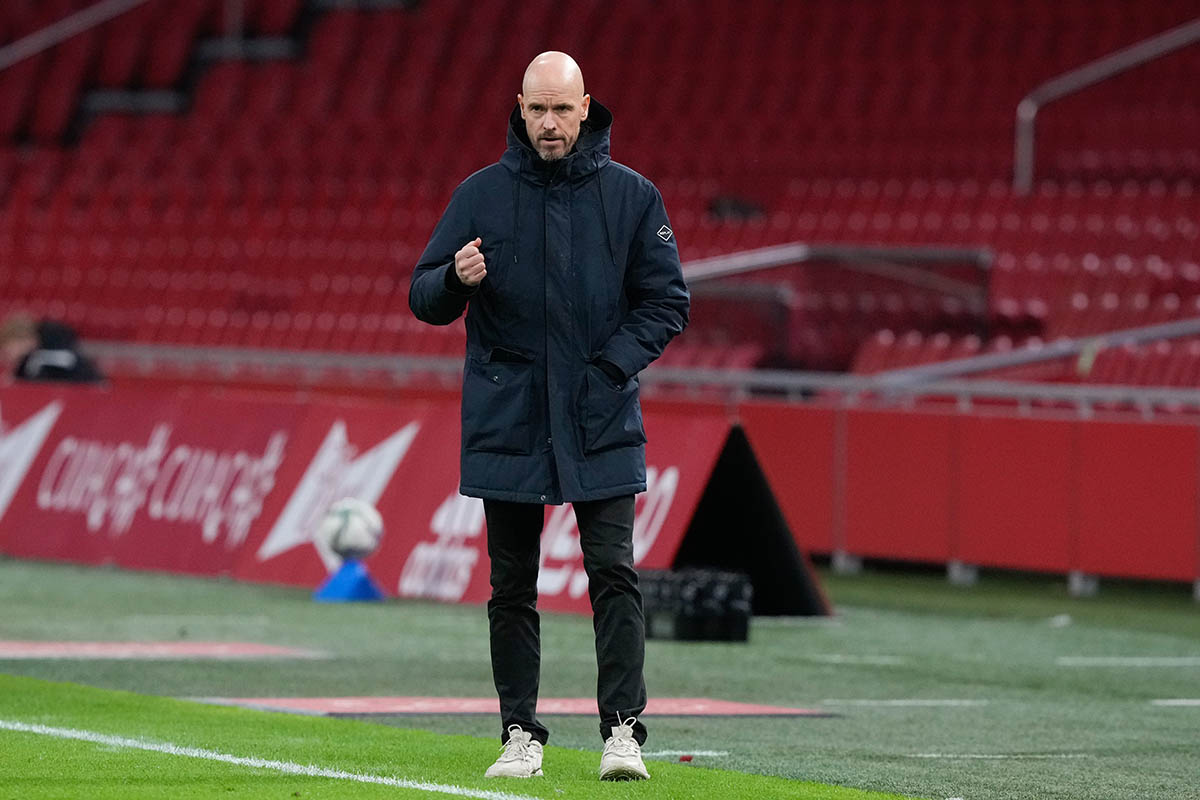 Ten Hag mild over vorm Neres: ‘Hij creëert de kansen wel’