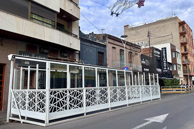 Rondom het stadion zijn genoeg barretjes en bodega