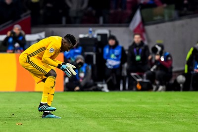 AMSTERDAM, 10-12-2019 , JohanCruyff Arena, season 2019 / 2020 of the UEFA Champions League between Ajax and FC Valencia. Ajax keeper Andre Onana dejected after the lost game