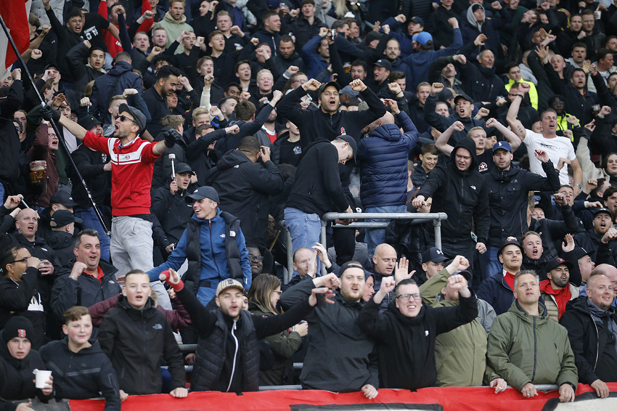 Blije gezichten in ons fotoverslag na soepele zege op PEC Zwolle