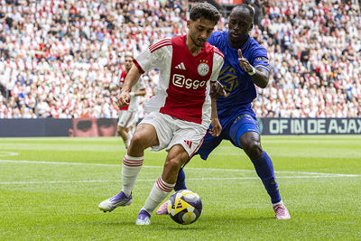 Moro maakt zijn eerste minuten in de Johan Cruijff Arena. © Björn Martens