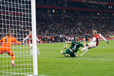 Invaller Dolberg scoort. Even is er een soort van hoop. © De Brouwer