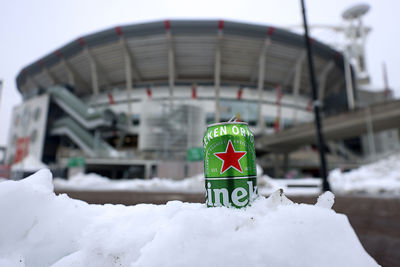 Verzamelen bij de Johan Cruijff Arena. Proost! © De Brouwer