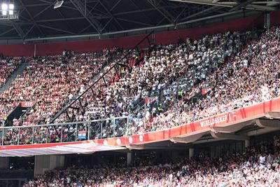 610 Telstarfans komen met vrij vervoer naar Mokum. Mooi! © SV Ajax