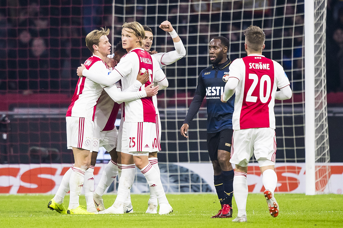 Copyright-ProShots-2594947