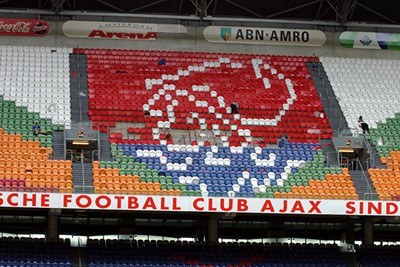 Het duurde lang, maar beetje bij beetje werd het stadion van Ajax. © De Brouwer