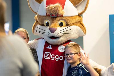 Op de foto met de leukste lynx ter wereld. © Pro Shots