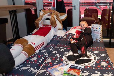 Lucky doet vast een schoonheidsslaapje. © Pro Shots