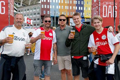 Proost, heren! © Pro Shots