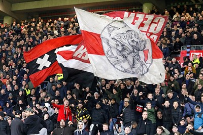 Het stadion moest en zou kolken, maar dan moet Ajax hetzelfde doen... © De Brouwer