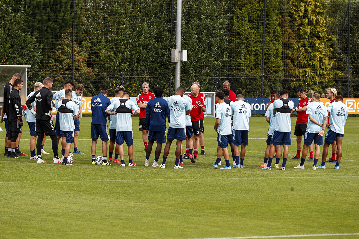 Feit is dat een deel van de selectie antistoffen tegen corona heeft. © Pro Shots