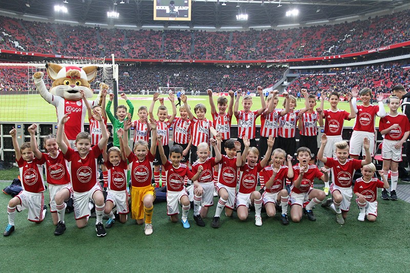 1200-Ajax-Kids-Club-mascottes