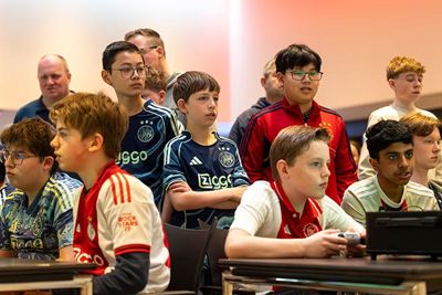 Mooi ook hoe iedereen met elkaar meekijkt. © Pro Shots